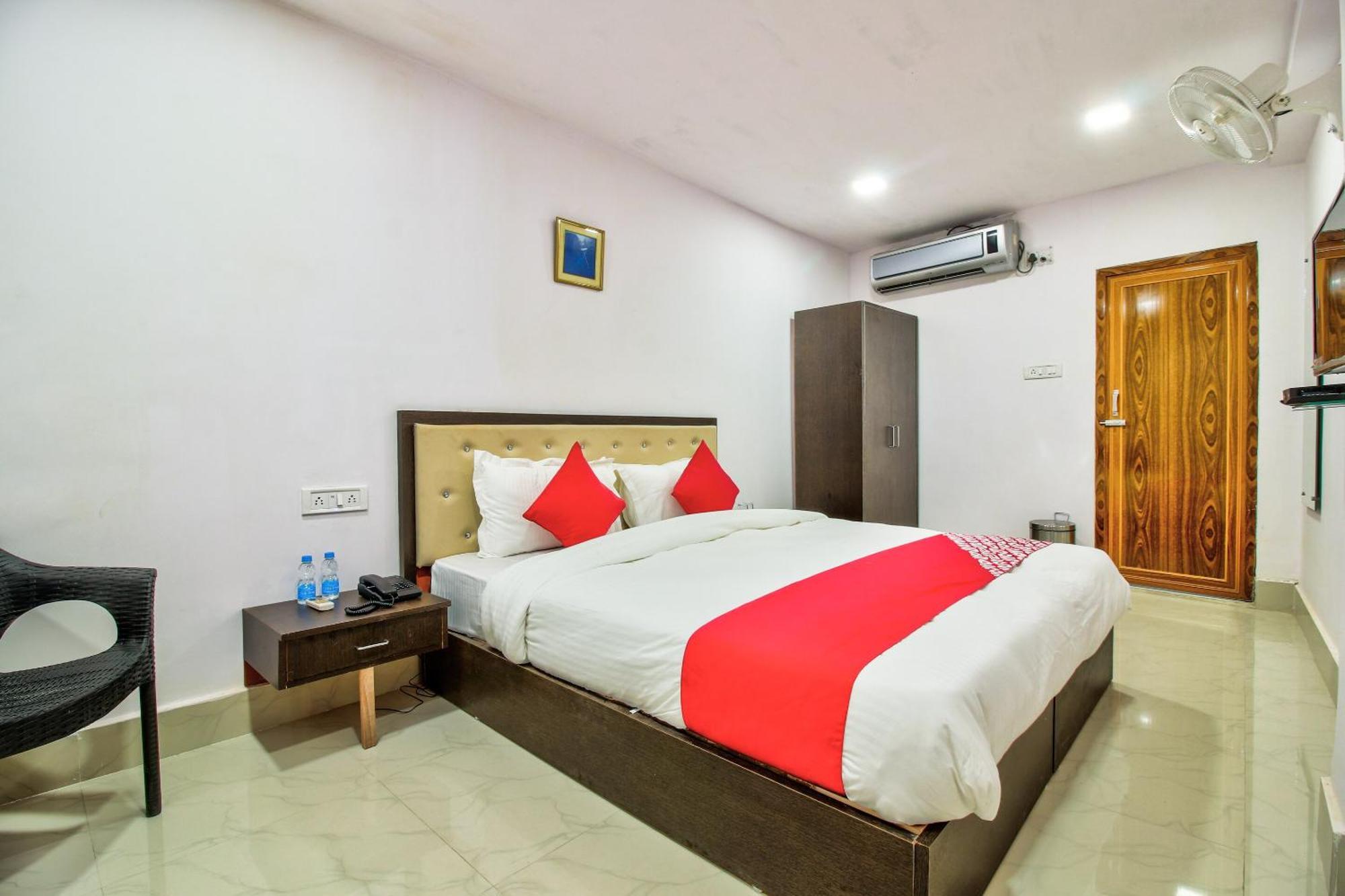Hotel Oyo Flagship Spc & Span à Jamshedpur Extérieur photo